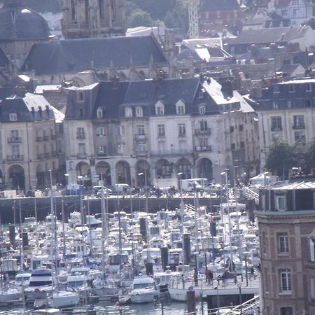 Le Clos Robinson Martin-Eglise Luaran gambar